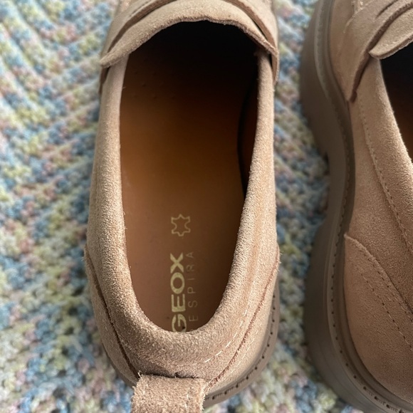Geox Beige Suede Loafers Women's 👞 size 8 - Picture 11 of 16